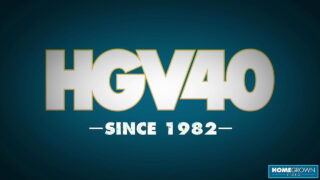 乔·艾略特以第一人称视角，用激烈的口交镜头操了凯特和瑞秋·雷耶的屁股