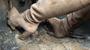 CAR STUCK Ellie burned her boots after getting her car stuck in the mud