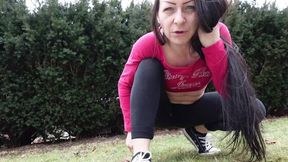 Bush dweller gets stomped out by converse