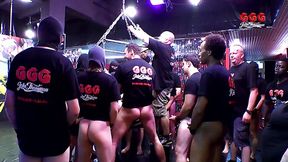 Teen babe's tight ass gets stuffed with cum