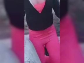 la rubia peronista nicole gonzalez con sus huevos al plato onlyfans