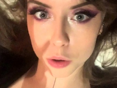 Hot Brunette mature Webcam Masturbation