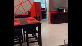 Puis par la suite au restaurant avant de repartir &agrave_ la maison