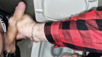 Handsome passerby in a shopping mall sucks a man's huge cock toilette with cum!