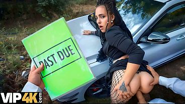 Tattooed brunette gets a hardcore bonking in the car