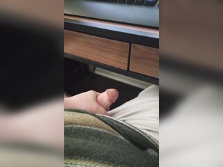 Personal Desk Masturbation quickie