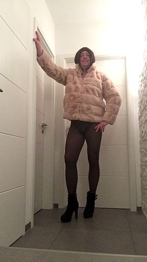 Nicki-Crossdress sexy black Pantyhose, naked, High-Heels shows her Tits