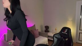 Hailey Flowers Private Show