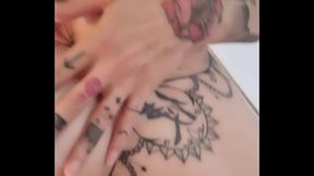 Une bonne douche apr&egrave_s le sport plein de bisous &agrave_ tous