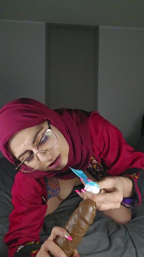 91. Fuck Me Hard as You Can Mia Niqab