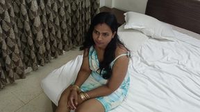 Horny Indian Bhabhi Talking Dirty in Hindi Having Sex with Taking Cum Inside