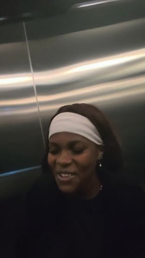 From Strangers to Blowjob in 60 Seconds