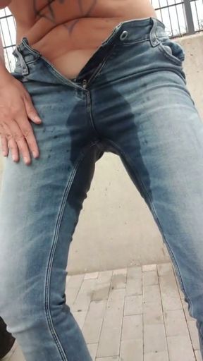 Squirt and orgasm in my Jeans   Clip 1
