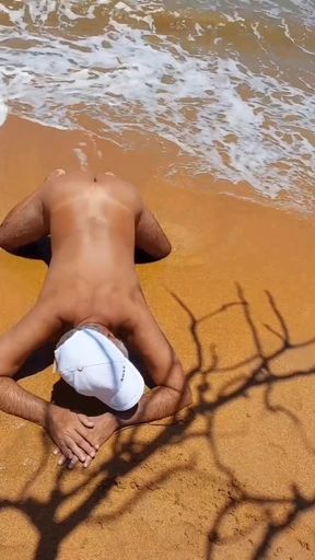 Ladysilva hot ass on the beach