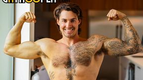 Scotty Fungo's Muscly Bear Masturbation Session - GayHoopla