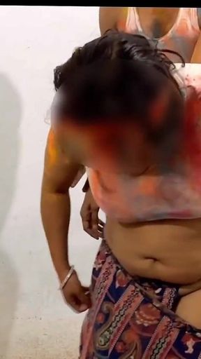 Indian Bhabhi Who Came to Play Holi Was Made to Cum and Then Left as a Sinner.