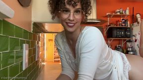 Horny Vlogger Stepmom Fucks College Guy