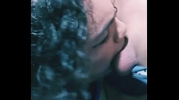 Novinho dotad&atilde_o gozou na minha garganta