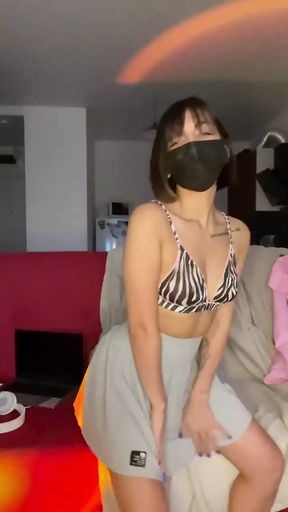 Teen with pierced nipples brings herself to orgasm