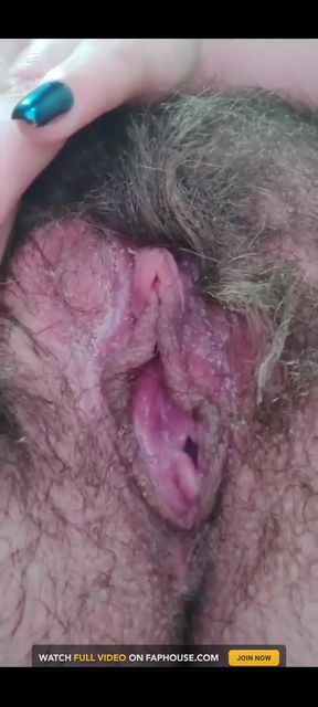 My Pussy in Close-up