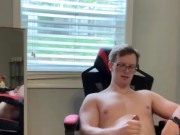 Looks up vr porn then jerks off to big load on myself