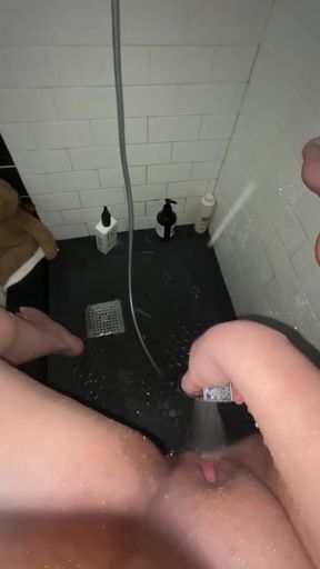 Jaw-dropping moment from &quot;AMATEUR- SAUDI ARABIAN SNOWWHITE- WATER STIMULATION- MULTIPLY INTENSE REAL ORGASM IN SHOWER AT&quot;