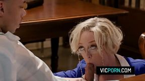 Mature Dee Williams gets ravaged by two studs in the stacks