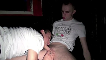 654 twink fucked by the sneaker top JONATHAN DARKO