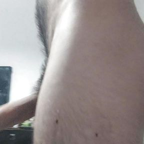 My hairy ass on camera for the first time, do you like it?