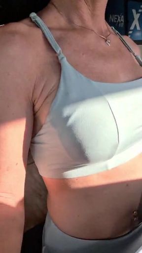 -Elisa- video