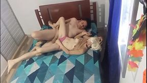 Conoc&iacute_ a esta profesora de ingl&eacute_s en una aplicaci&oacute_n de citas y follamos sin cond&oacute_n