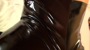 Fan meeting with the latex slut