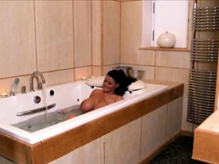 Lesbo Washroom Titties Play Turns Into Golden-haired Blowbang & Hard Screw