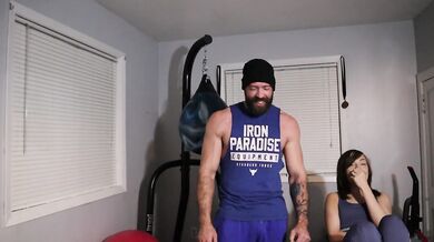 Merry Christmas outtakes the hot MILF’s blunder
