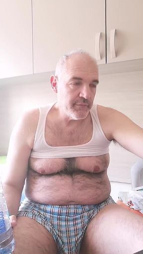 Very Hot Live Show