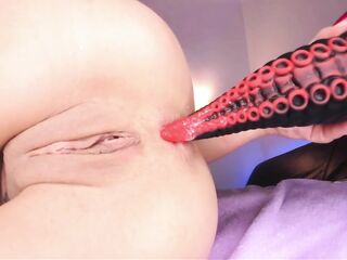 CREAMY ANAL CLIMAX FROM SMALL TEENAGE HOTTY. LARGE SEXTOY. 4k