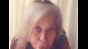 abuela chupando polla parodia