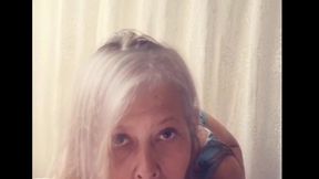 abuela chupando polla parodia
