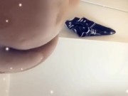 Bath Twerk after sneaky link