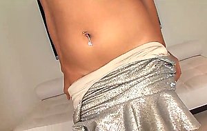 Asian girl   to cum on face