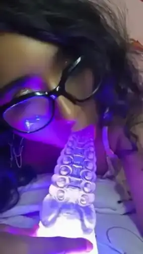 Oh look how this tentacle shines