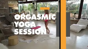 Hot girlfriend Geisha Kyd gives POV yoga lesson to Lulu and Lilly Bella