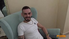 18 YEAR OLD GIRL, TEEN cums like crazy when her pussy is touched  Squirting and orgasm with Loreto Smith - PPP