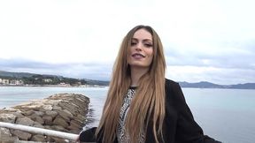 a la ciotat, clara, 18ans, se tape son formateur !