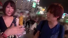 Take an open-air bath with a big-breasted beauty, rub her breasts and give a blowjob