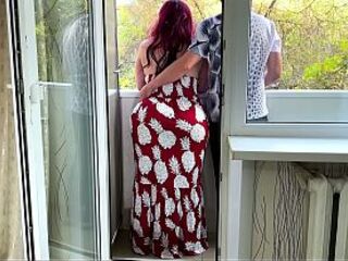 stepson hugged his stepmom and that babe jerked off his dick and framed her large booty for anal