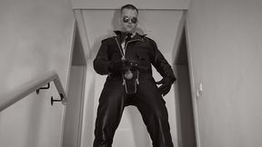 Leatherman 3 Cum Shots & Piss