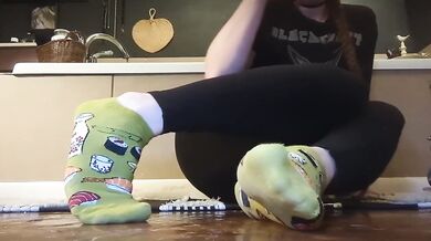 Her Rotten Feet Ruin Your Slobbering Mouth While You Worship Her Socks