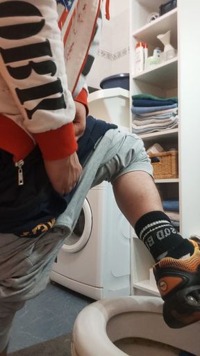 Dj -bro Hat No Money and No Mood, but Dirty Socks.mmm It Is Like Adrenalin