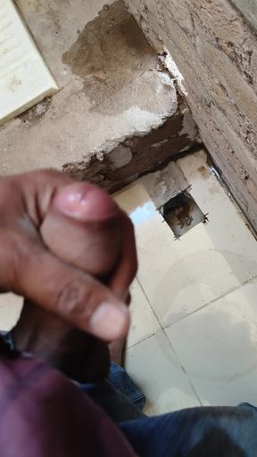 Video dekhkar aaj bahut dino baad mutthi mari